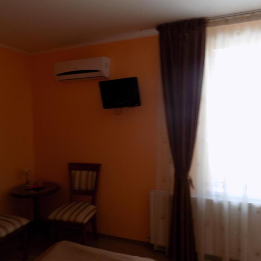 Hotel Casa Rad Sînmartin Exteriér fotografie